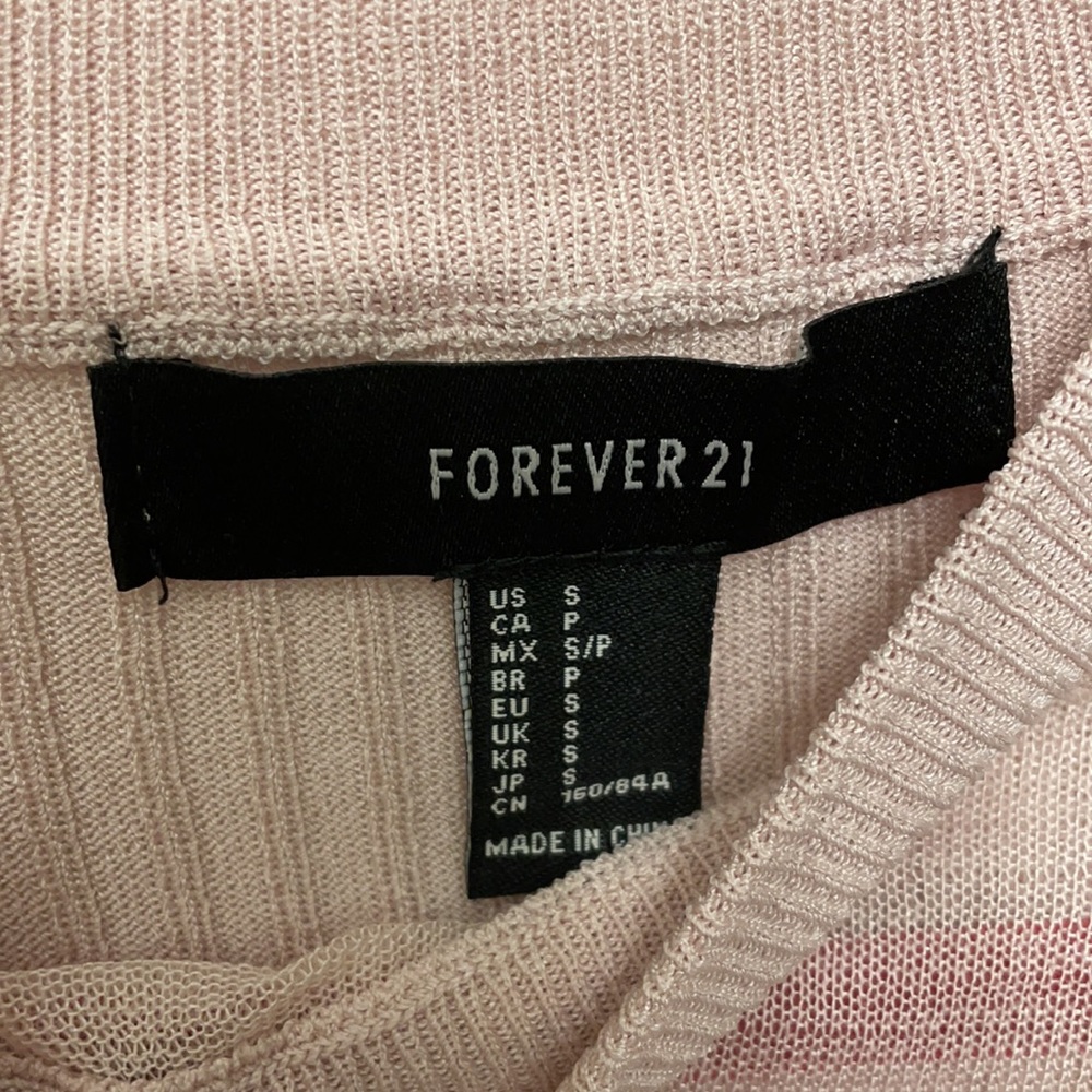 Forever 21 ribbed / mesh sweater size small - Picture 3 of 4